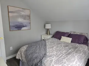 Luxury Living - a peaceful space above our Garden - Image 5