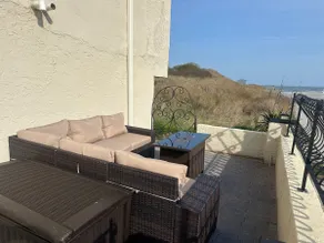 Direct Oceanfront 4BR Townhome  - Image 4