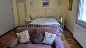 Beautiful self-contained accommodation 15 minutes from the center of Dijon - Image 5