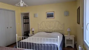 Beautiful self-contained accommodation 15 minutes from the center of Dijon - Image 2