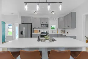 CLT Landing – Pet & Crew Friendly 3BR Retreat - Image 4