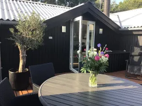 H. 3 Lovely little Summerhouse close to the fjord Free water. - Image 4