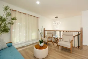Modern Renovated 4min Notredame 4bed 2Bath 10Peopl - Image 3
