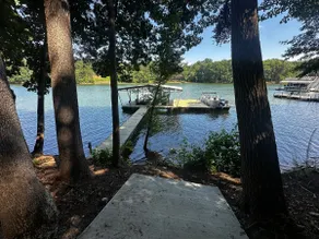 Deep Water LakeHartwell Hideaway - Image 2