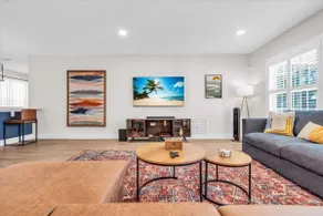 The Brandon Oasis- renovated home, beautiful pool - Image 5