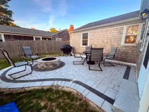 ⑥ mins WALK to the beach•Patio w/Fire Pit•AC•shops - Image 2