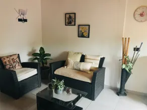Centrally located apartment - close to the airport. - Image 2