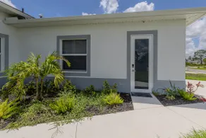 Clean & Cozy 2/1 Apt in Ft Myers - Image 3