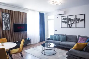 La Plaza Apartment Sea View and Elegance - Image 2