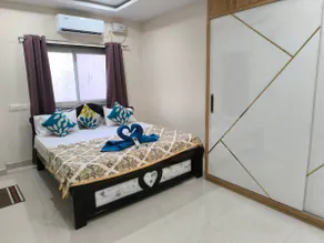 Orraica | 201 | Entire 3BHK | Kitchen | Wifi | AC - Image 3