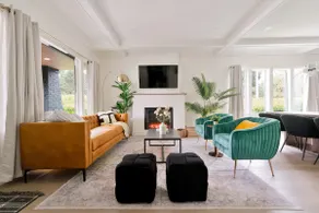 Two Homes Under One Roof Sleeps 14 4 Parking - Image 2