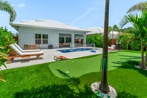 Peacock Palace Brand New Heated and Chilled Pool Golf Gym - Image 5