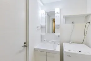 Oakubata, good access to Shinjuku, designer property with furniture and appliances, apartment with single bed and futon. - Image 5