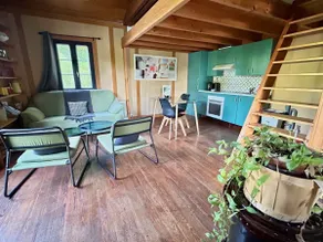 Bucolic cottage on the water - Image 5