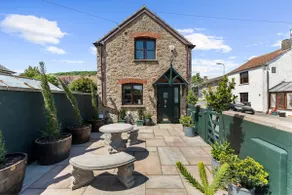 Gorgeous 3 Bedroom, 225 year old cottage - Image 4