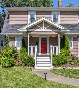 Beautiful updated 3BR Home near ProMedica/ UToledo - Image 2