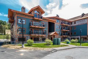 Top Floor, Family-Friendly, Slope Side Condo at the Base of Mount Cranmore! - Image 2