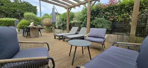3-Bedroom Villa with Parking, Wi-Fi, 2-Minute Walk to the Beach - Image 4