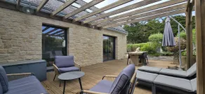 3-Bedroom Villa with Parking, Wi-Fi, 2-Minute Walk to the Beach - Image 2