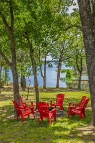 Lake Fork Waterfront fishing dock firepit - Image 2