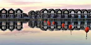 Lakeside holiday home on golf course - Image 3