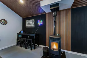 White Cabin by Lake w/Hot Tub Sauna & Game Room - Image 4
