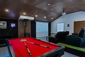 White Cabin by Lake w/Hot Tub Sauna & Game Room - Image 3