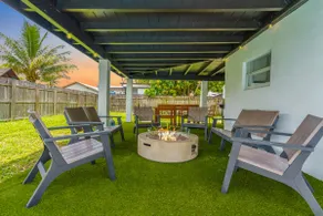 Private Heated Pool Home Arcade Games & Firepit - Image 4