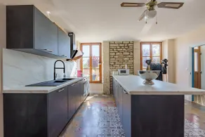 House BÖ – Parties allowed, sleeps 15+, hot tub - Image 5