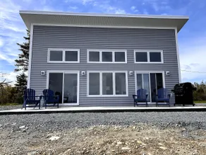Oceanside Escape - Image 2