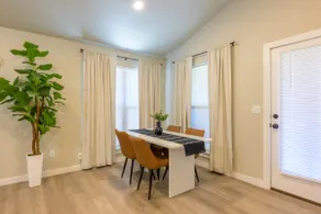 The Modern Manor – Elegance (Midland/Odessa) - Image 4