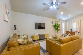 The Modern Manor – Elegance (Midland/Odessa) - Image 2