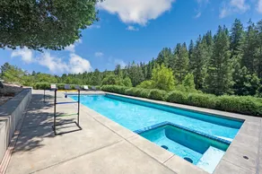 Private Oasis in Healdsburg: Pool, Spa & Views - Image 5