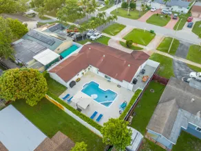 Modern Villa w/ Heated Pool&Spa - Image 2