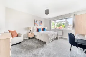 Beautiful apartment in Claygate Close to London - Image 5