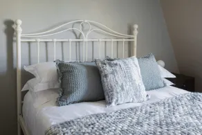 Walcot Townhouse - Image 2
