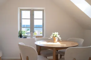 Guest house with sauna & ocean view - Image 4