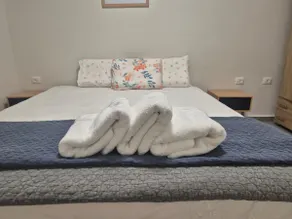 Argaman Suite - Image 3