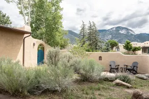 Seco Sundown: Views, Pool, Big Yard, Near Taos Ski - Image 5