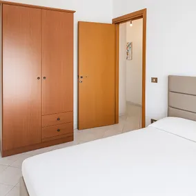 ABR Apartments - Vista Apartment with Balcony - Image 3