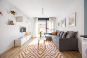 Cozy Expo Flat · Parking & Wi-Fi - Image 2