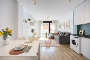 Cozy Expo Flat · Parking & Wi-Fi - Image 4