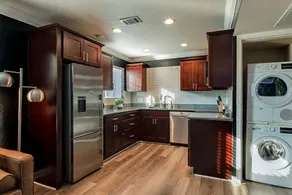 2BR The Raven Flats 16 | Hermann Park, Med Center! - Image 3