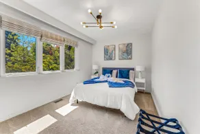 Gorgeous 3BR Home Near Bronte Harbour - Image 4