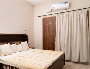 AirBnB Homestay Chandigarh Airport Walk - Image 4