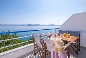 NUEVO LISTADO: Apartamento en la playa, balcón con vista al mar, cerca de Nafplio, Micenas, Epidauro - Image 2