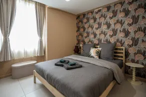 Bohemian Palmeraie: Mystical & Unique Stay in Blois - Image 5