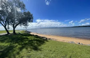 NEW Relax-Ready 4BR Near Bayside & Shops|Workspace - Image 5