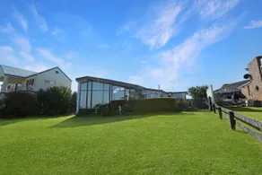 Dun Ri: Waterfront Getaway – 4BR/ and Pet-Friendly - Image 2