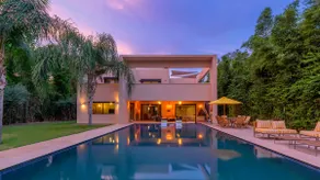 OASIS VILLA | Prime Location | Full Staff | Cinema - Image 2